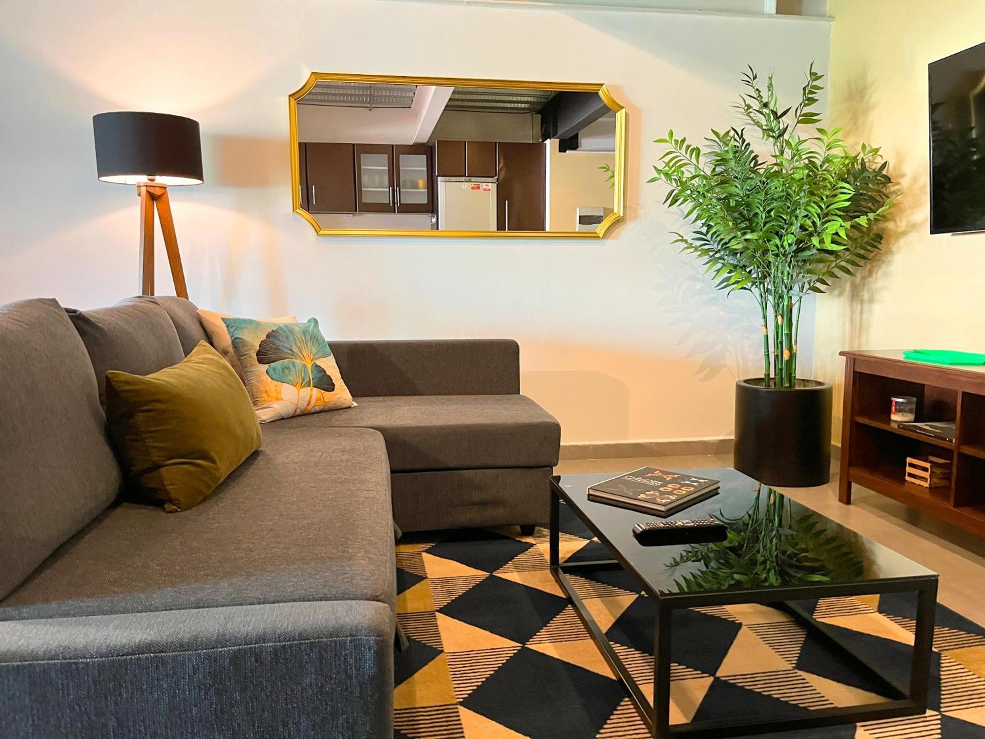 Suites Arquimedes Polanco เม็กซิโกซิตี้ ภายนอก รูปภาพ